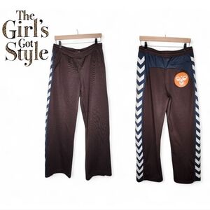 Hummel Zip Leg Track Pants in Brown Size S